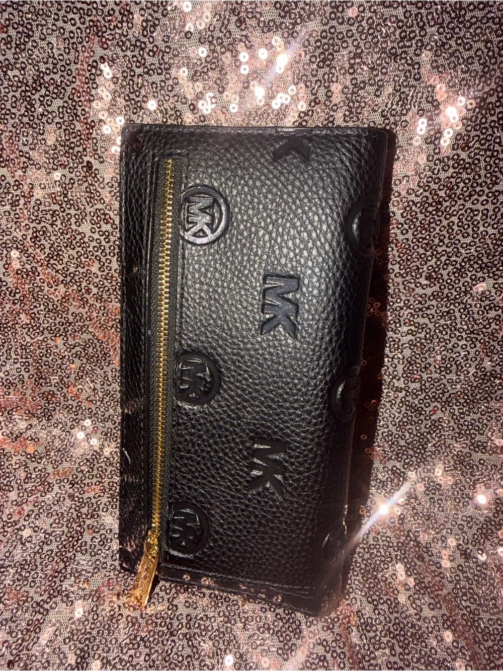 Michael Kors Carson Large Logo Debossed Snap Wallet